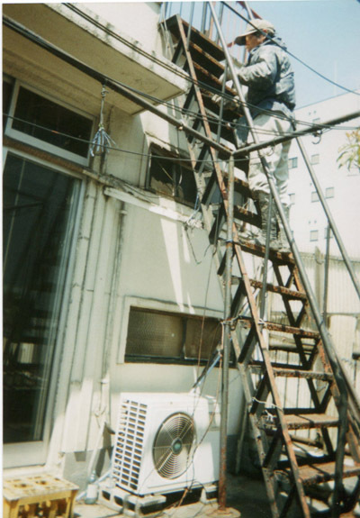 鉄骨階段塗装前