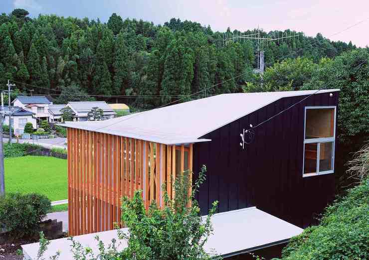 HOUSE TAKAO SHIOTSUK...