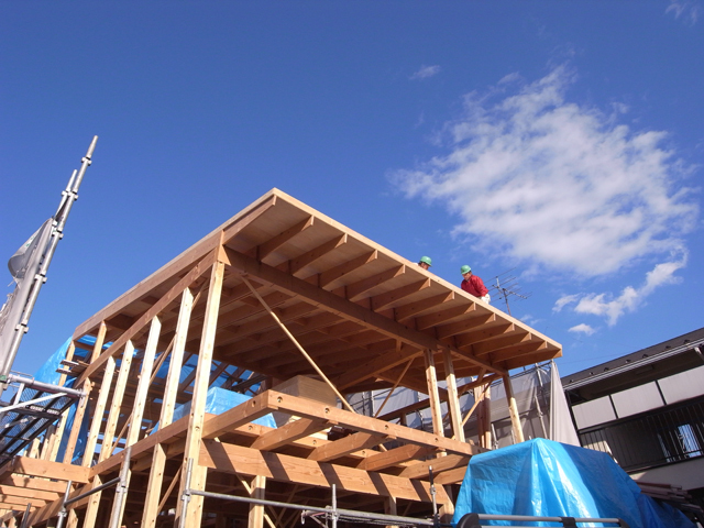 「ひとつ大屋根」のある吉祥寺の家 | 建...