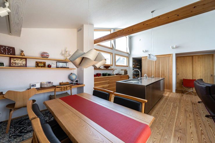 空を纏う家 | 福岡で建築設計を行う空設...