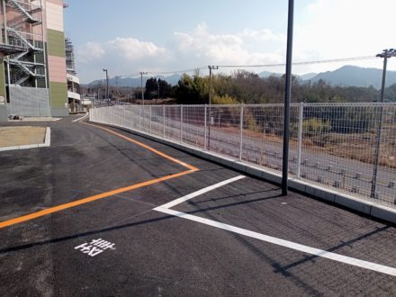 施工例建築土木関連商品から忍び返し（ハイ...