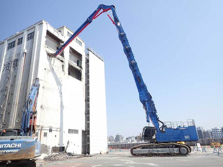 中央区：築地市場冷蔵庫棟ほか解体工事 構造：構造：RC、SRC造 延床面積：9,384? 工期：平成30年5月25日?令和2年7月22日 