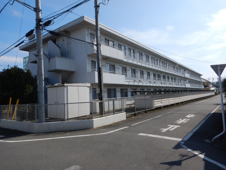 青梅市：青梅市新町７丁目解体工事 構造：RC造3階 2,851? 令和3年10月18日?令和4年4月11日 