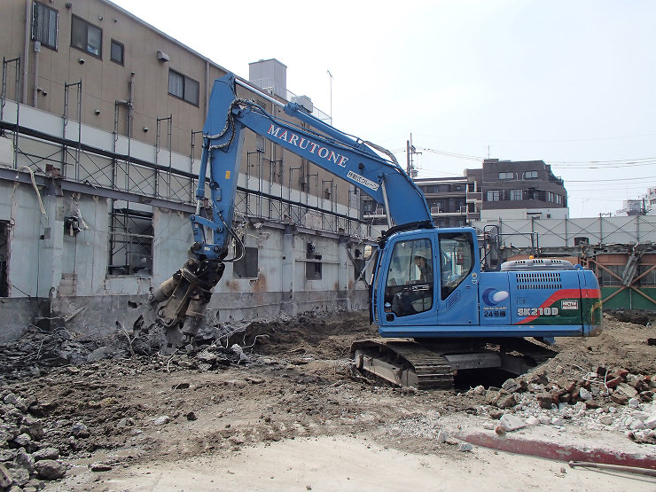 荒川区：町屋７丁目解体工事 工期：平成30年1月9日?平成30年5月8日