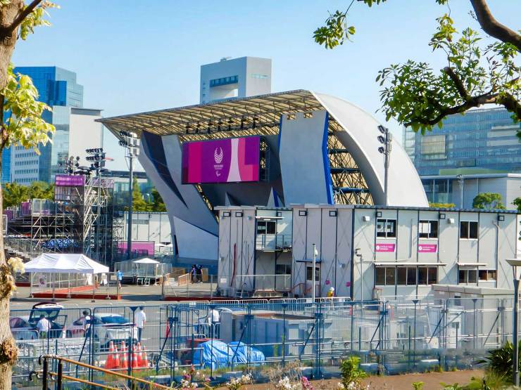 江東区：東京オリンピック競技施設（クライミング）解体工事 構造物：東京オリンピック競技施設 工期：令和3年10月8日?令和3年11月30日 