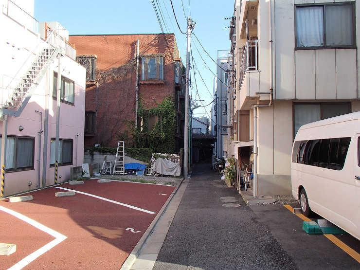 世田谷区：ネイチャーケアジャパン解体工事 構造：ＲＣ造２階1,232? 工期：平成28年9月26日?平成29年1月21日