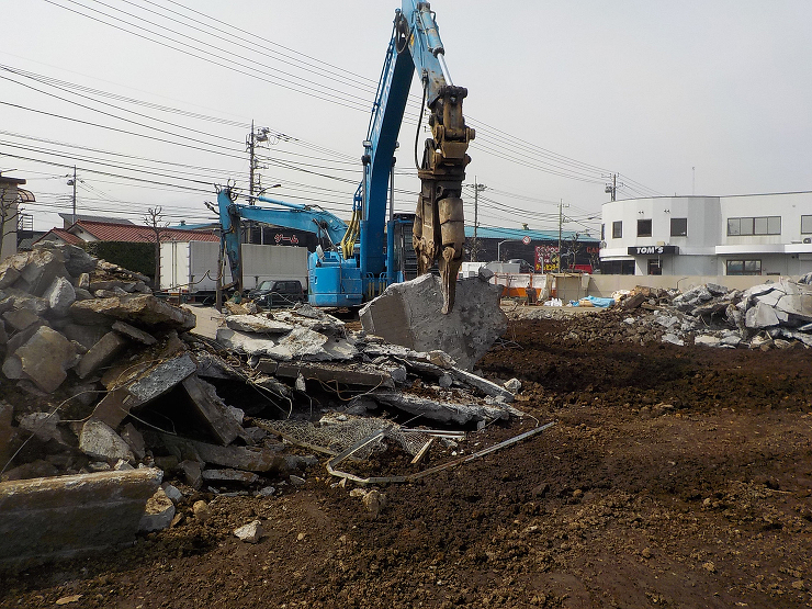 旧ドンキホーテ瑞穂店解体工事 構造：SRC造2階733? 工期：平成27年11月?28年3月