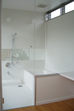 TOM邸 「内に外がある家」