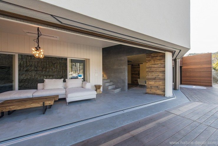 敷地境界線がなんと　海！ | ネイチャー...