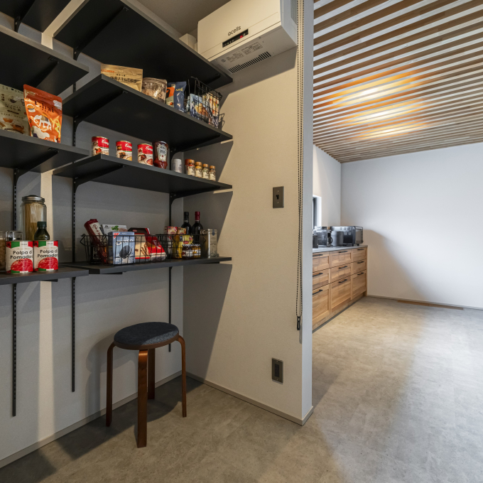 ファッションとアートを楽しむ家｜R+ho...