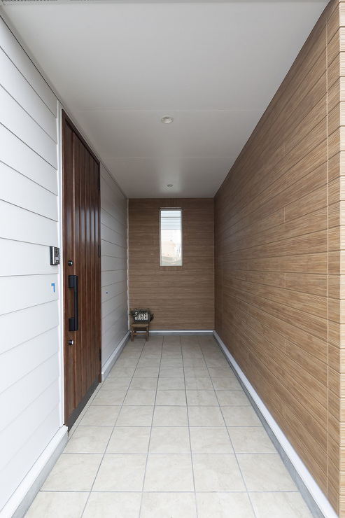 自転車もラクラク置けるエントランス