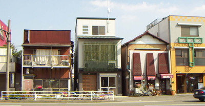 2006年 3層吹き抜けのある耐火建築の住まい: 川崎市の設計事務所?...