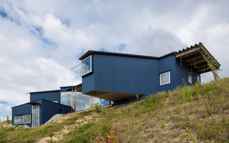 地下地上空中の平屋 - 建築+α設計 / 宮武淳夫 archialph...