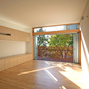 風が吹抜ける家 | 東京 | 設計事務所アーキプレイス | 敷地と建て...