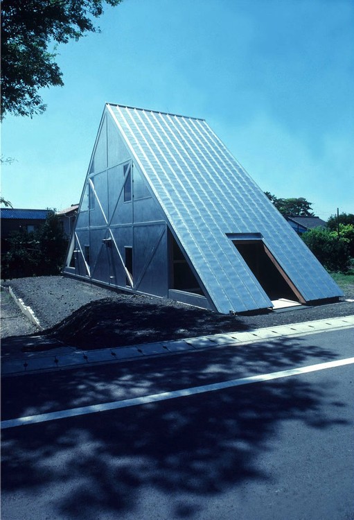 [B!] 倉方俊輔連載「ポストモダニズムの歴史」02：長谷川逸子が「表...