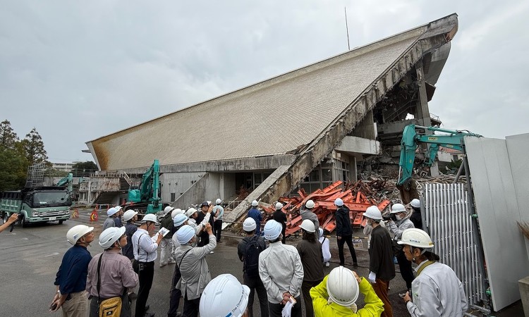 坪井善勝が設計した下関市体育館で解体見学会、レガシーは新しいJ:COM...