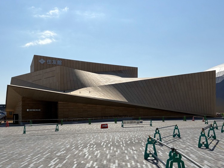創立125周年の日建設計らが挑んだ「住友館」、ヒノキ合板コールドベンド...