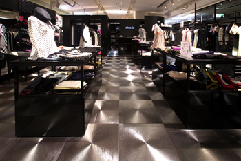 rienda 大宮アルシェのデザイン内装施工事例 [大宮]｜店舗デザイ...