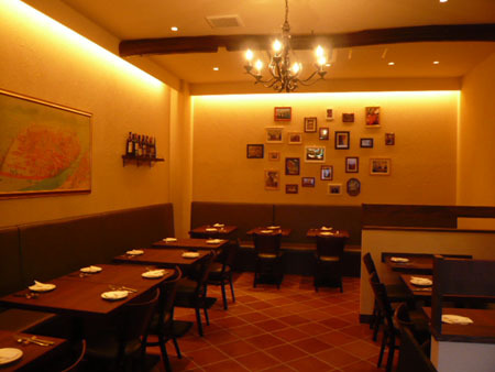 Cucina Italiana VERDEのデザイン内装施工事例 [東...