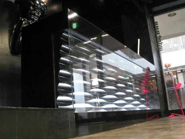 PAPARISOのデザイン内装施工事例 [下北沢]｜店舗デザイン.CO...