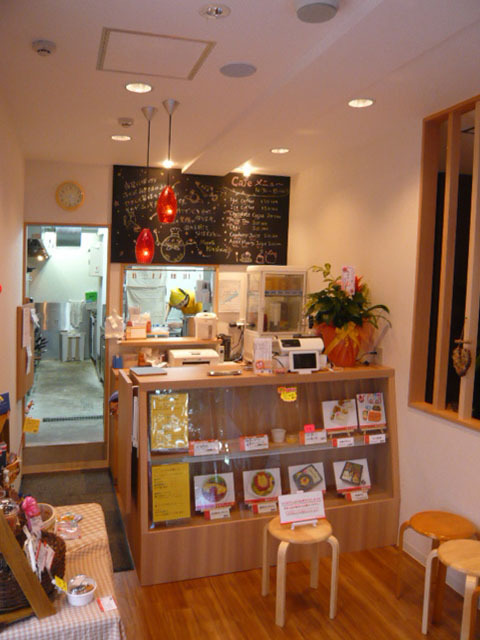 Moon#39;s Kitchenのデザイン内装施工事例 [伊勢佐木長...