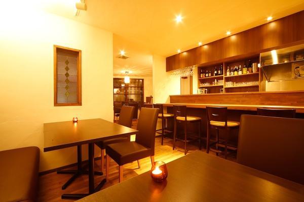 BAL Tomtomのデザイン内装施工事例 [西鉄久留米]｜店舗デザイ...
