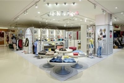 JENNI love モザイクモール港北店 [センター北駅] 店舗デザ...