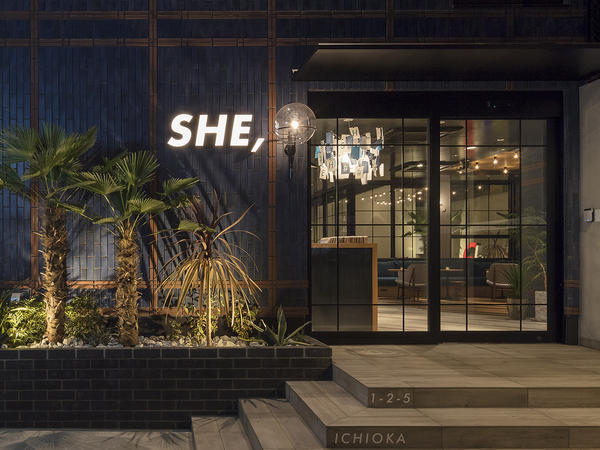 HOTEL SHE, OSAKAのデザイン内装施工事例 [弁天町]｜店...