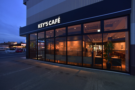 キーズカフェ岡崎店のデザイン内装施工事例 [大門]｜店舗デザイン.CO...
