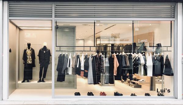 Luis 神戸店のデザイン内装施工事例 [三宮]｜店舗デザイン.COM