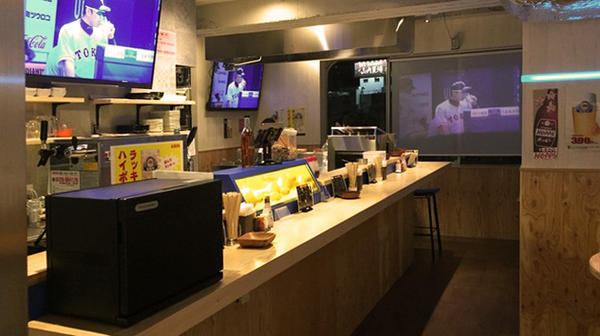 立ち呑みラッキー 立ち飲み居酒屋 [関内] 店舗デザイン.COM