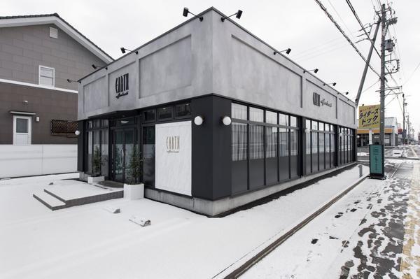 EARTH coiffure beaute 佐久平店のデザイン内装施工...