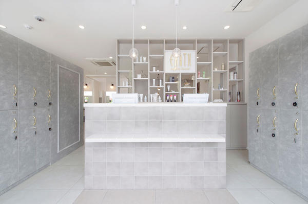 EARTH coiffure beaute 上尾店のデザイン内装施工事...