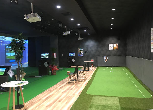 Club House ELEVEN インドアゴルフ [岡谷] 店舗デザ...