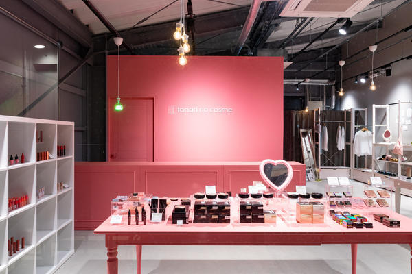 tonari no cosme 韓国コスメ [磐田] 店舗デザイン.C...