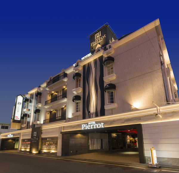 HOTEL Pierrotのデザイン内装施工事例 [泉大津]｜店舗デザ...