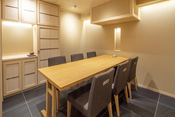 赤阪 渡なべ 和食割烹 [赤坂] 店舗デザイン.COM