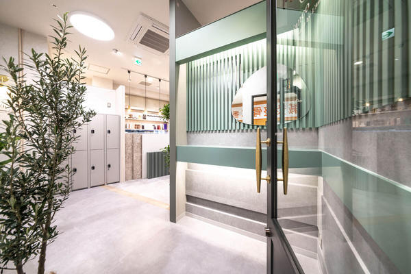 bianco Due Produce by L’Aube 美容室(ヘア...