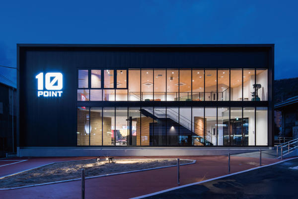 10POINT ボーリング場 [広] 店舗デザイン.COM