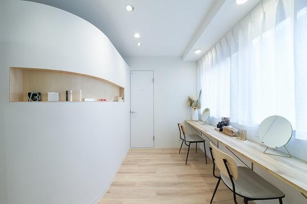 Molek plus アイラッシュ [北新地（大阪）] 店舗デザイン....