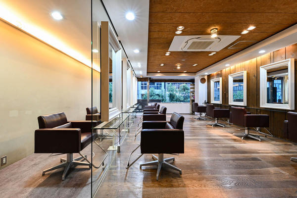TAYA心斎橋店 美容室(ヘアサロン) [心斎橋] 店舗デザイン.CO...