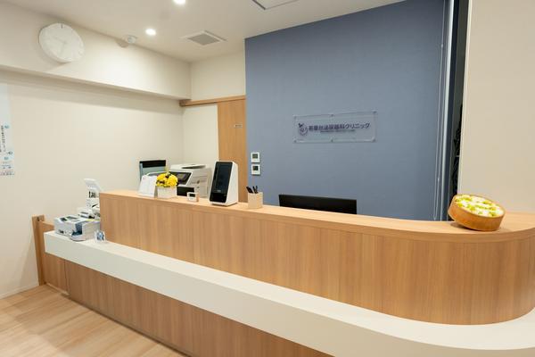 若葉台泌尿器科クリニック クリニック [十日市場] 店舗デザイン.CO...
