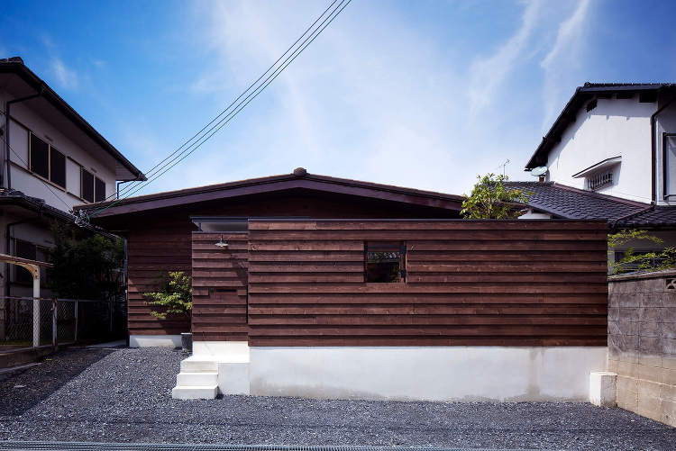 学園前の庭屋〜ナオサンノイエ | Works | 角直弘 & 一級建築...
