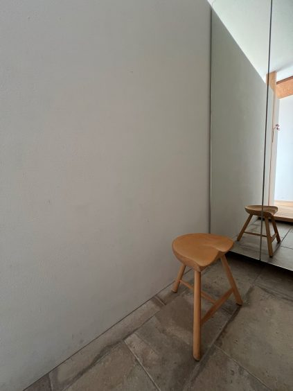 【住宅の豆知識】シューメーカースツール - 建築設計事務所 KADeL