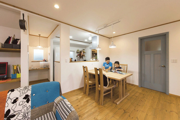 奥様の家事動線とご主人の憩い動線を融合させた家|群馬県全域対応(前橋・...