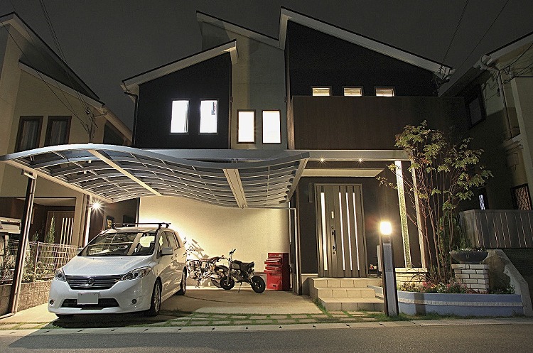 やさしい光で重厚感ある外まわり | 神戸市北区 | 神戸 三田 明石 ...