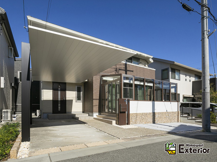 将来に備えた駐車場拡張と使いやすい3間8尺のガーデンルーム - 神戸で...