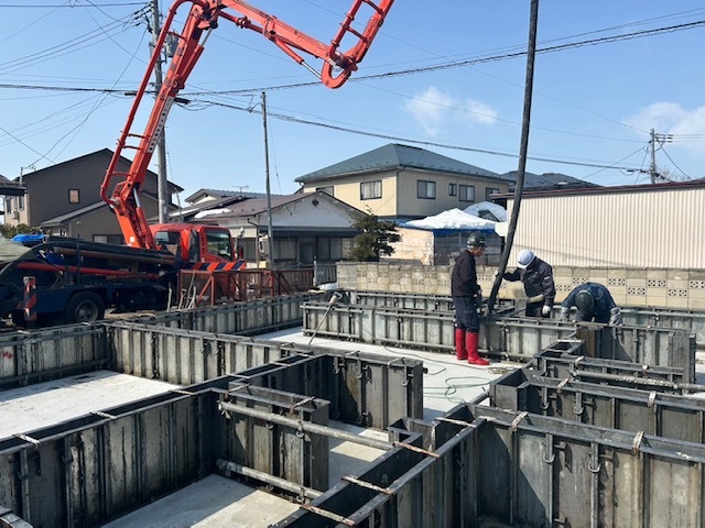 【会津若松市・新築注文住宅】「平屋の家」立上りコンクリート打設! | ...