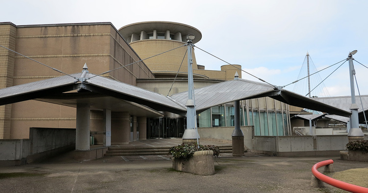 高岡市美術館 | 日本建築めぐり | 建築パース.com