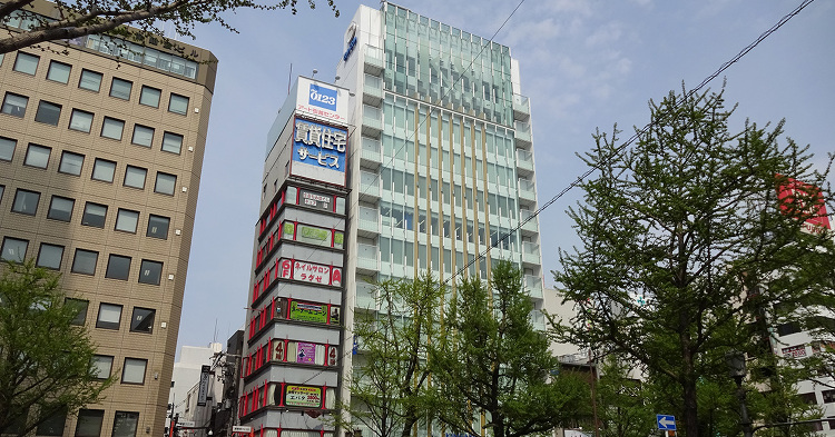 近畿産業信用組合難波支店 | 日本建築めぐり | 建築パース.com